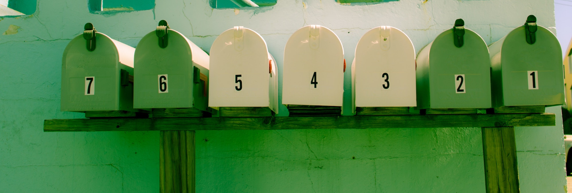 The Complete Guide to Segmented Social Messaging
