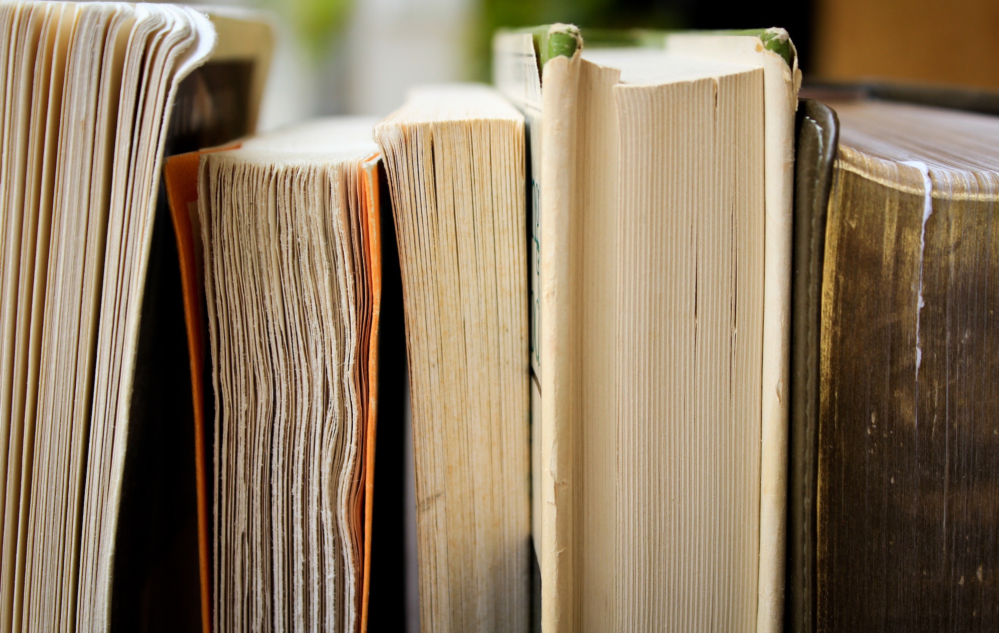 7 Quick Reads to Help B2B Marketers Stay Sharp at Work